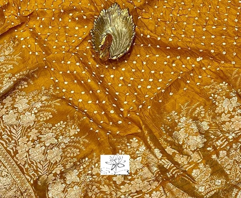 Banaras pure crep bandini allover Lehariya weaving sarees