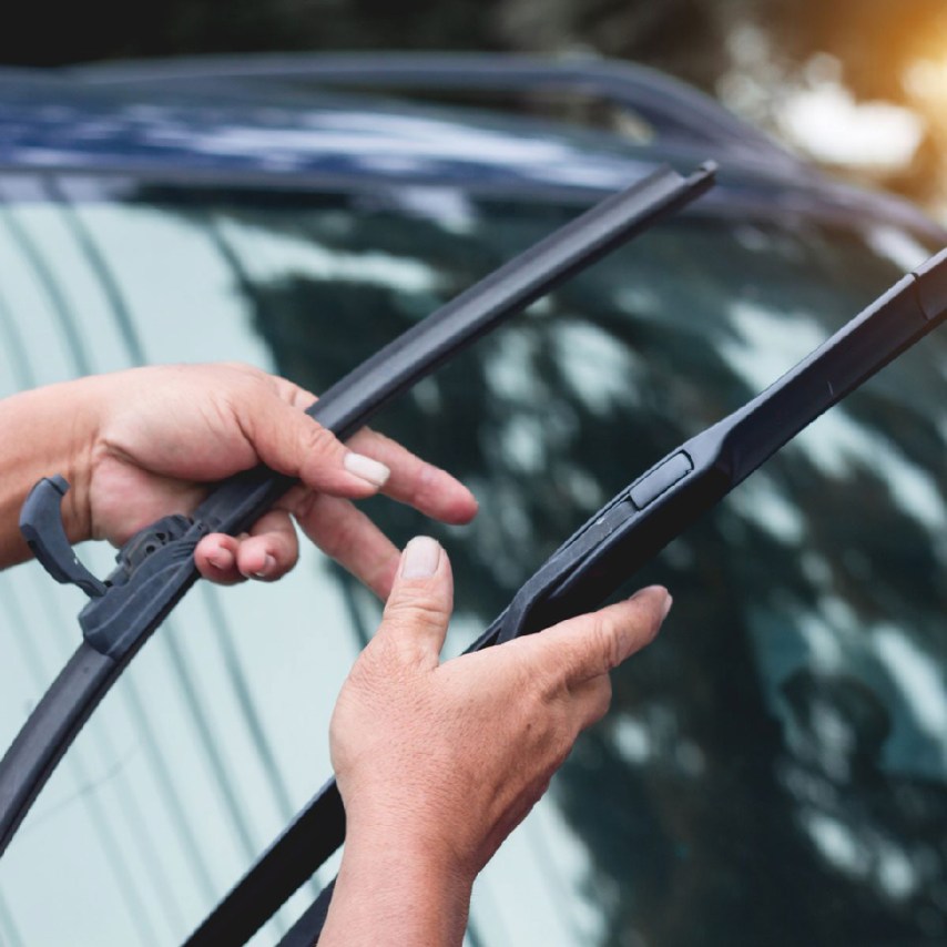 Wiper memainkan peranan yang amat penting terutamanya ketika cuaca hujan