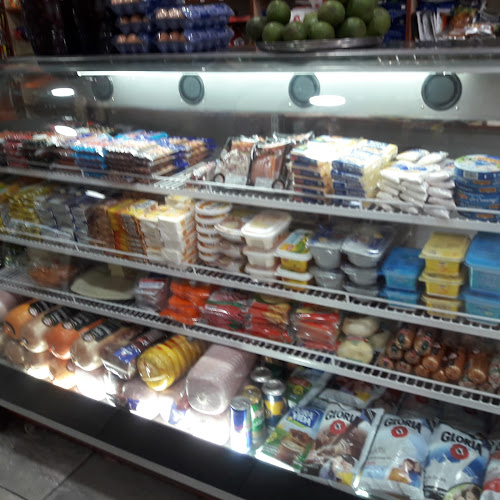 Av. Doña Virginia, 131 Santiago de Surco, lema 15049, Perú