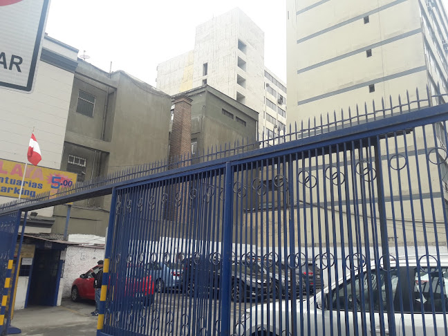 Estacionamiento Cantuarias Parking - Miraflores