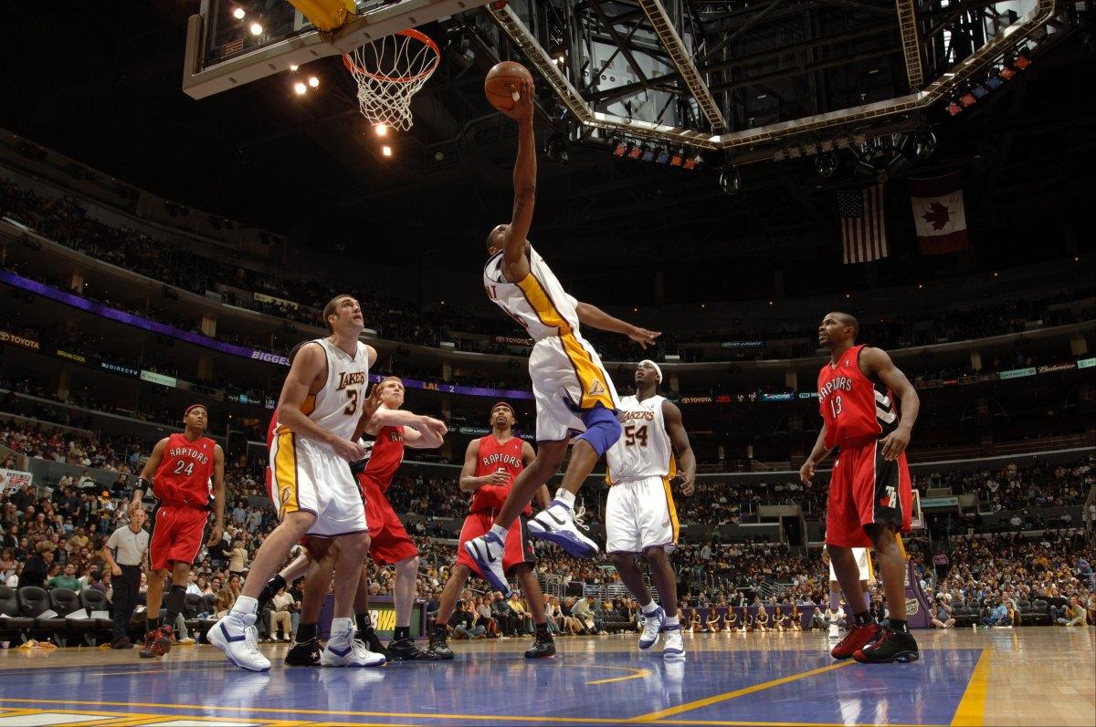 Toronto Raptors v Los Angeles Lakers | LeBron Wire