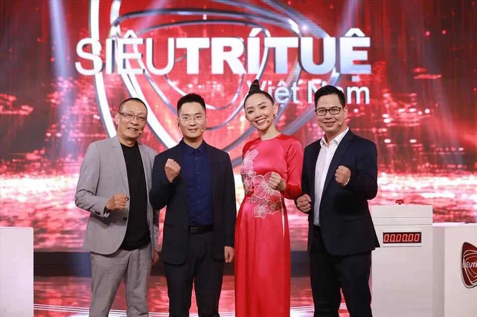 SIÊU TRÍ TUỆ VIỆT NAM.