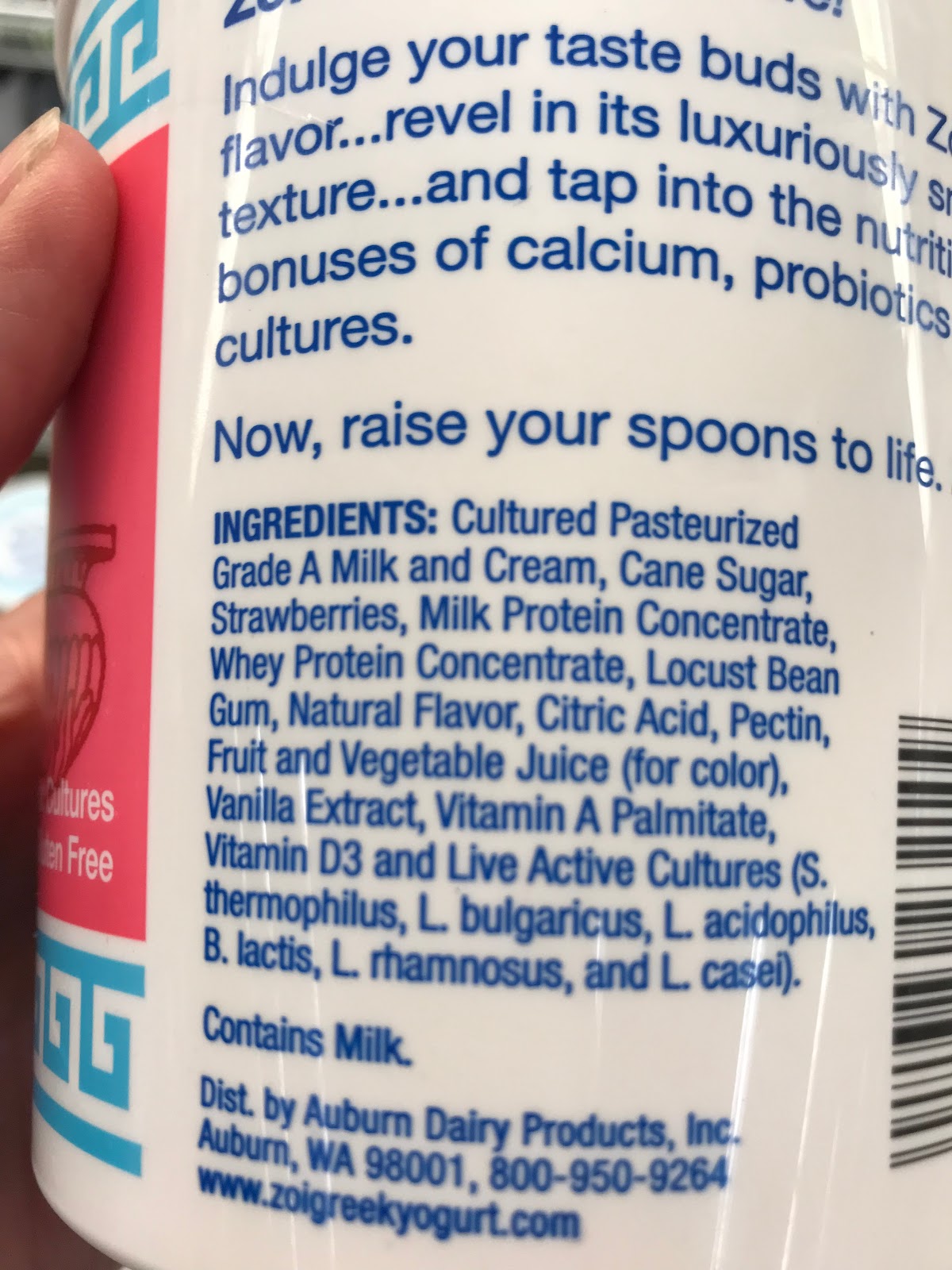 image showing ingredient list for strawberry yogurt listing milk, cane sugar, and strawberries as sugar sources