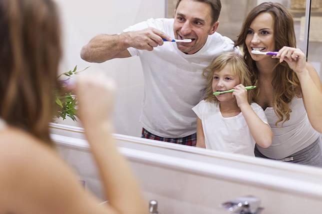 5. ยาสีฟันต้องผ่านการทดสอบโดยแพทย์ผู้เชี่ยวชาญ 