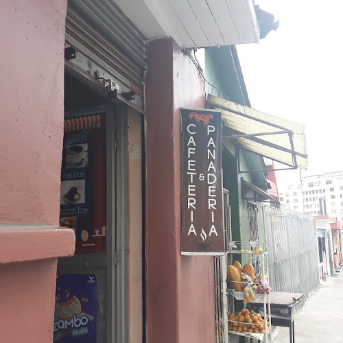 Opiniones de Panaderia Anny en Quito - Panadería