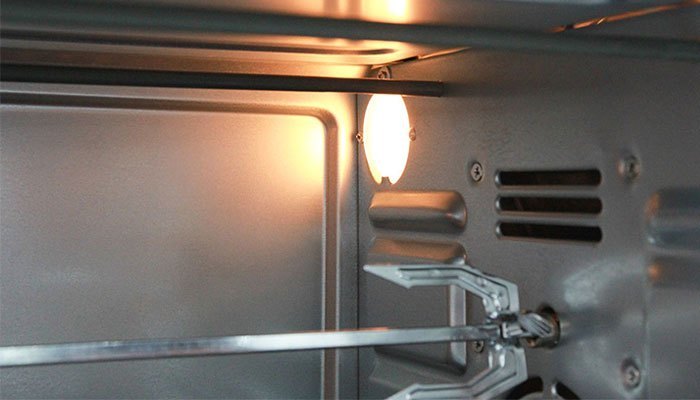 Đèn giúp người dùng quan sát quá trình nướng bánh | Nguyễn Kim