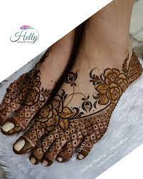 Traditional Khafif Bridal Mehndi Designs