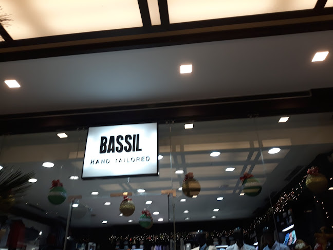 Opiniones de BASSIL en Samborondón - Tienda de ropa