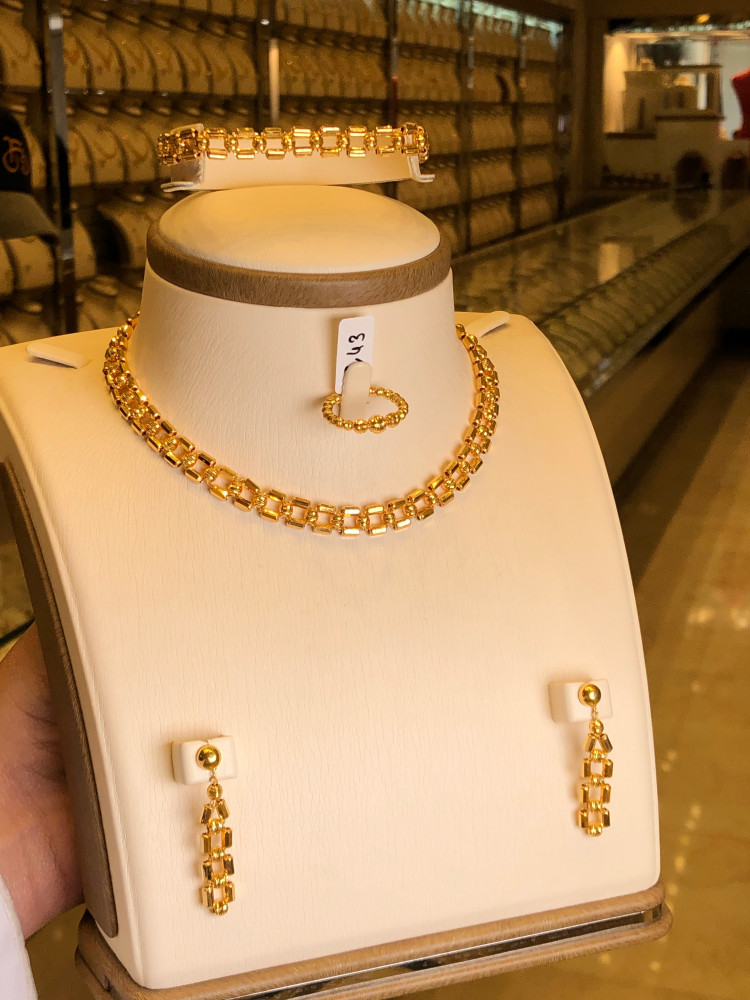 ذهب أون لاين في السعودية: تسوق واحصل على قطع ذهبية مميزة - دار الزين للذهب