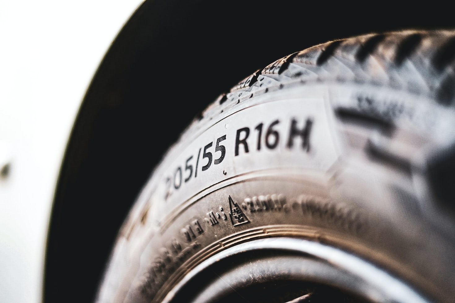 What To Do When Your Tire Pressure Drops