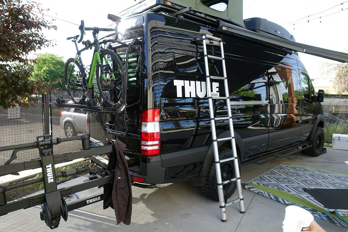 Thule-euro-van-door-mount-bike-rack-magnetic-ladder-01.jpg
