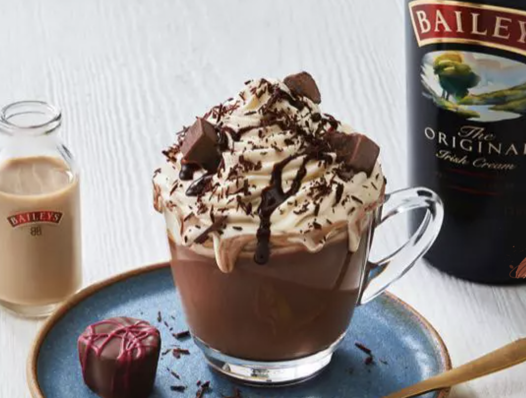 6 Hot Chocolate Recipes to Warm You Up (and 1 to Cool You Down)