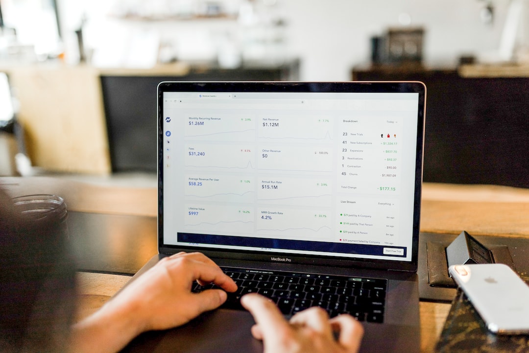 https://unsplash.com/@austindistel

