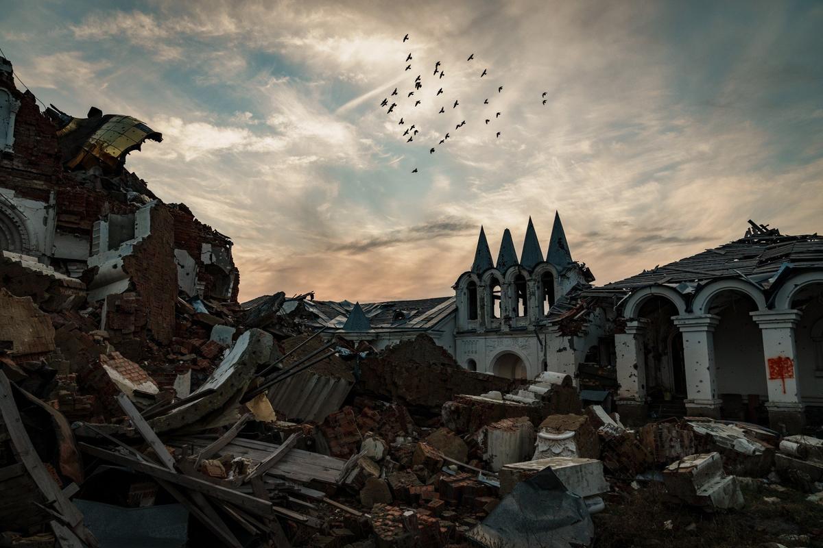 Зруйнована церква Георгіївського скиту Святогірської лаври, 25 грудня 2022 року.  Фото: Serhii Mykhalchuk / Global Images Ukraine / Getty Images