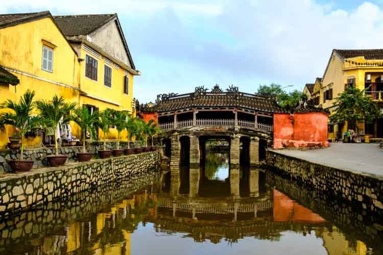 places to visit in Vietnam - hoi an