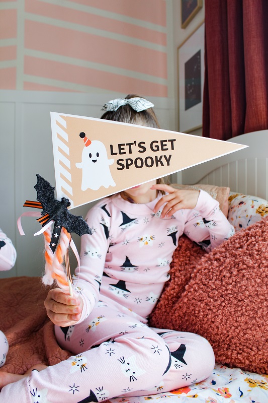 Adorable DIY Halloween Pennant Flag for Kids Party.