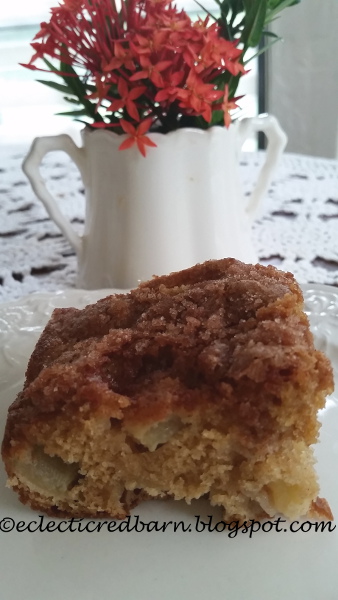 Eclectic Red Barn: Fresh Apple Cake