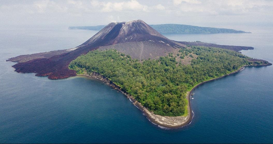 Hasil gambar untuk Pulau Anak Krakatau
