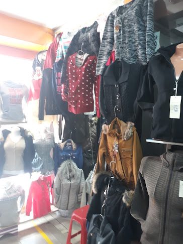 Opiniones de Ropa De Mujer Local 1391 en Quito - Tienda de ropa