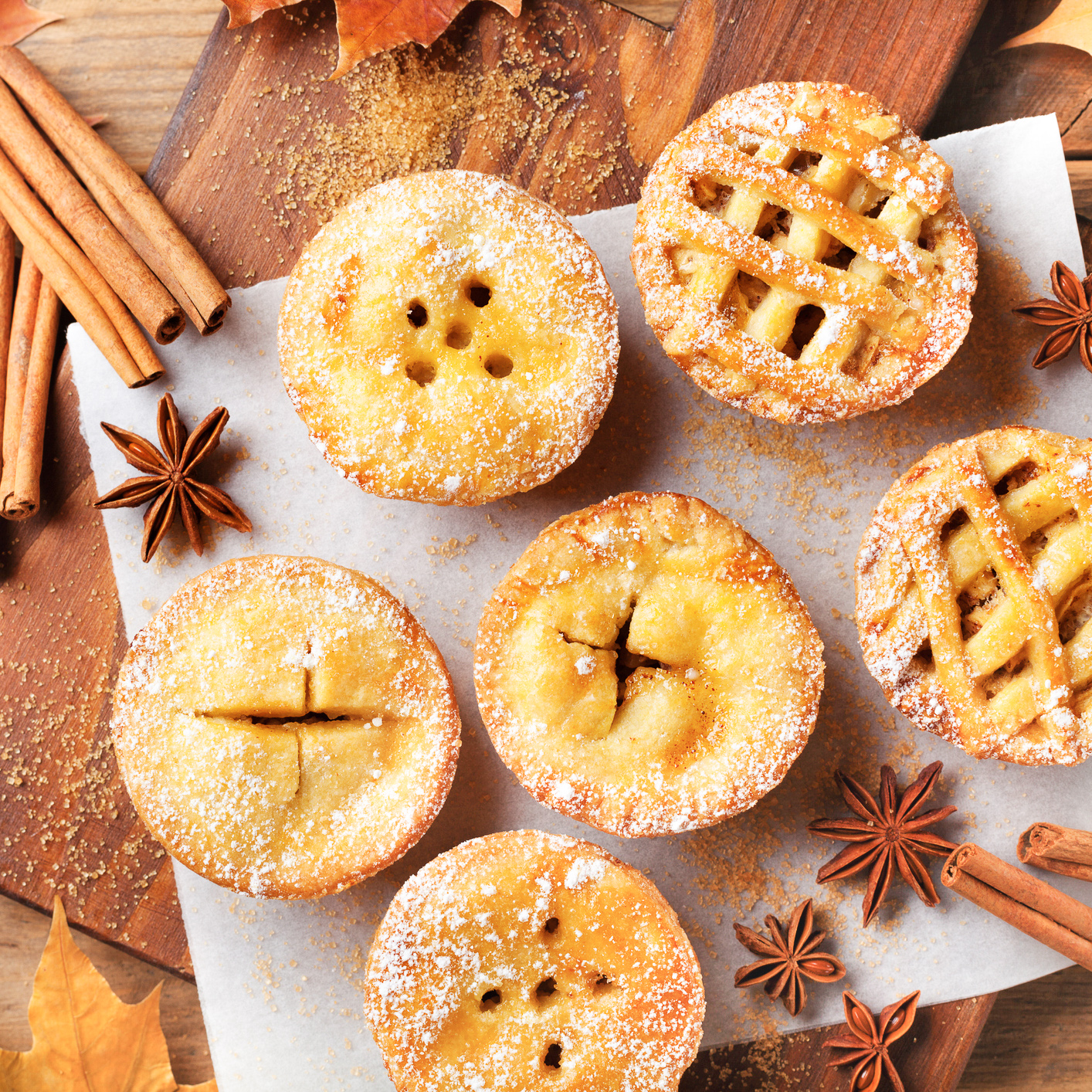 mini apple pies