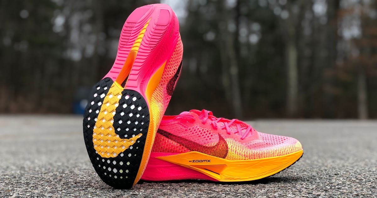 Pera ecuación Puñado Road Trail Run: Nike Vaporfly Next% 3 Multi 7 Tester Review: Same Magic?  Different Magic? 17 Super Shoe Comparisons!