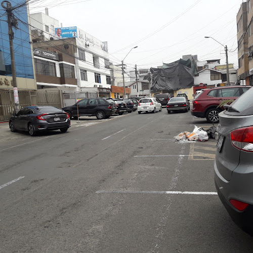 Av. Los Constructores 779, Cercado de Lima 15012, Perú