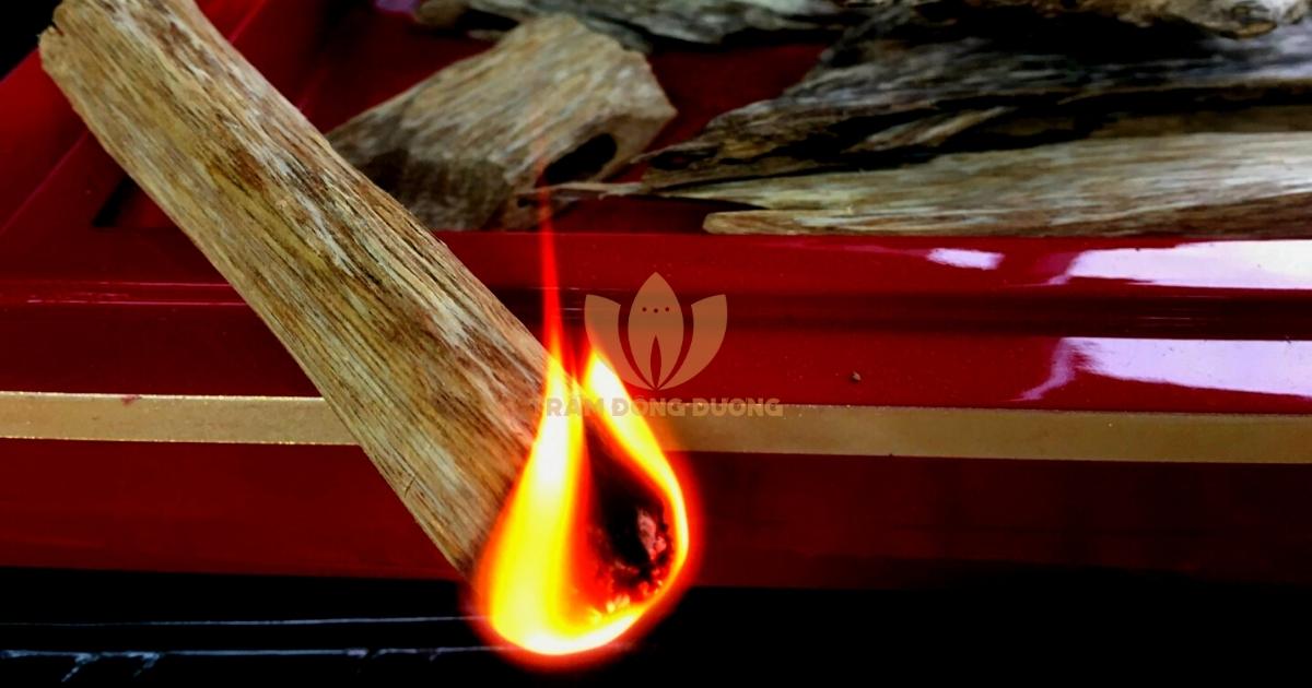 Nên đốt Trầm Hương khi nào? Khi thực hiện các nghi lễ tôn giáo và thờ cúng