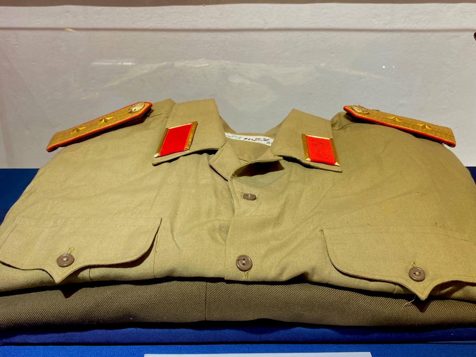 Triển lãm Trung tướng Đồng Sỹ Nguyên - Dấu ấn con đường huyền thoại” - Ảnh 6.