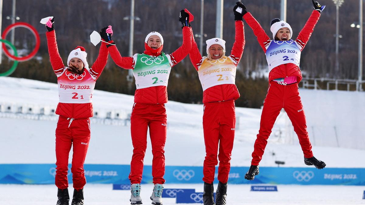 Лыжницы сборной России - олимпийские чемпионки в эстафетной гонке. Фото: REUTERS