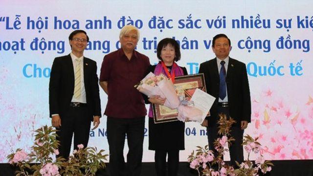 Bà Nhàn tại Lễ hội hoa Anh đào Nhật Bản - Hà Nội năm 2019.