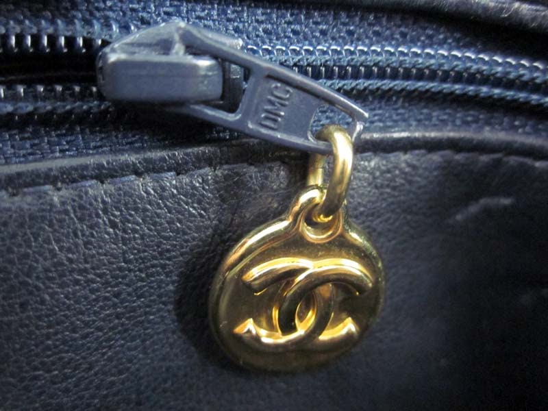 Satchi: Authenticating Genuine Vintage Chanel Zippers