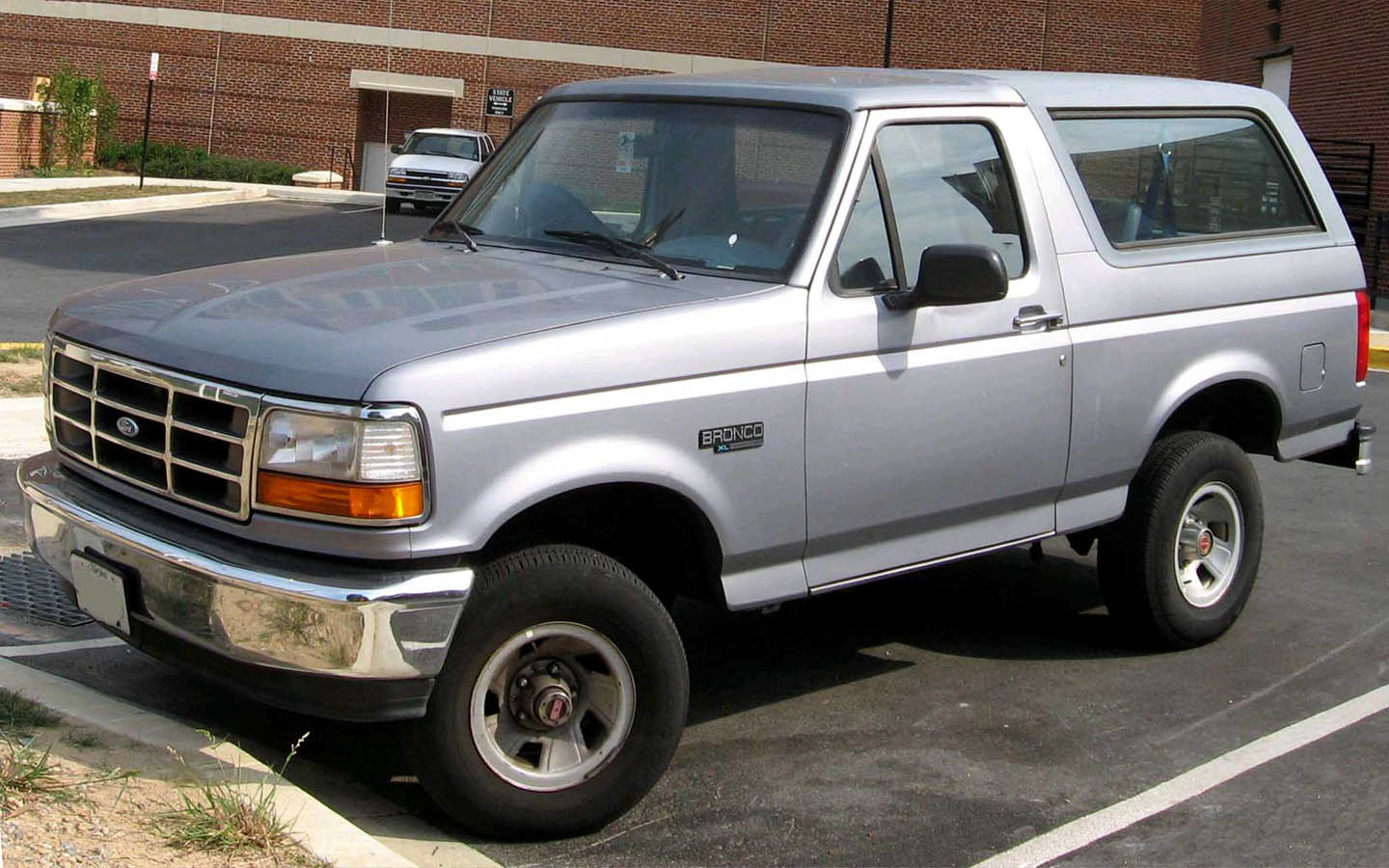 fifth generation Ford Bronco