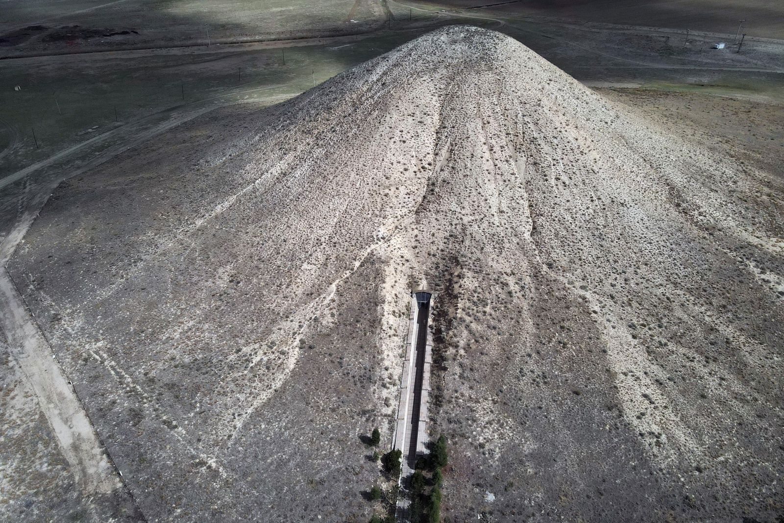 Vista aérea de la tumba real del "Túmulo de Midas" en Gordion