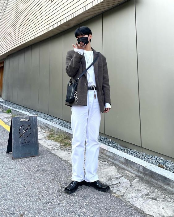white pants korean look