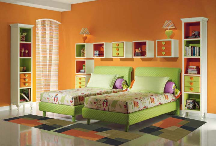 A brightly colour children's bedroom - children's bedroom furnishing ideas - motherdistracted.co.uk