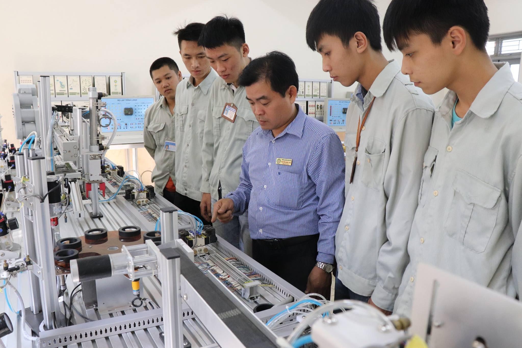 Trường Cao đẳng Cơ điện Phú Thọ liên tục tuyển sinh các lớp sơ cấp nghề