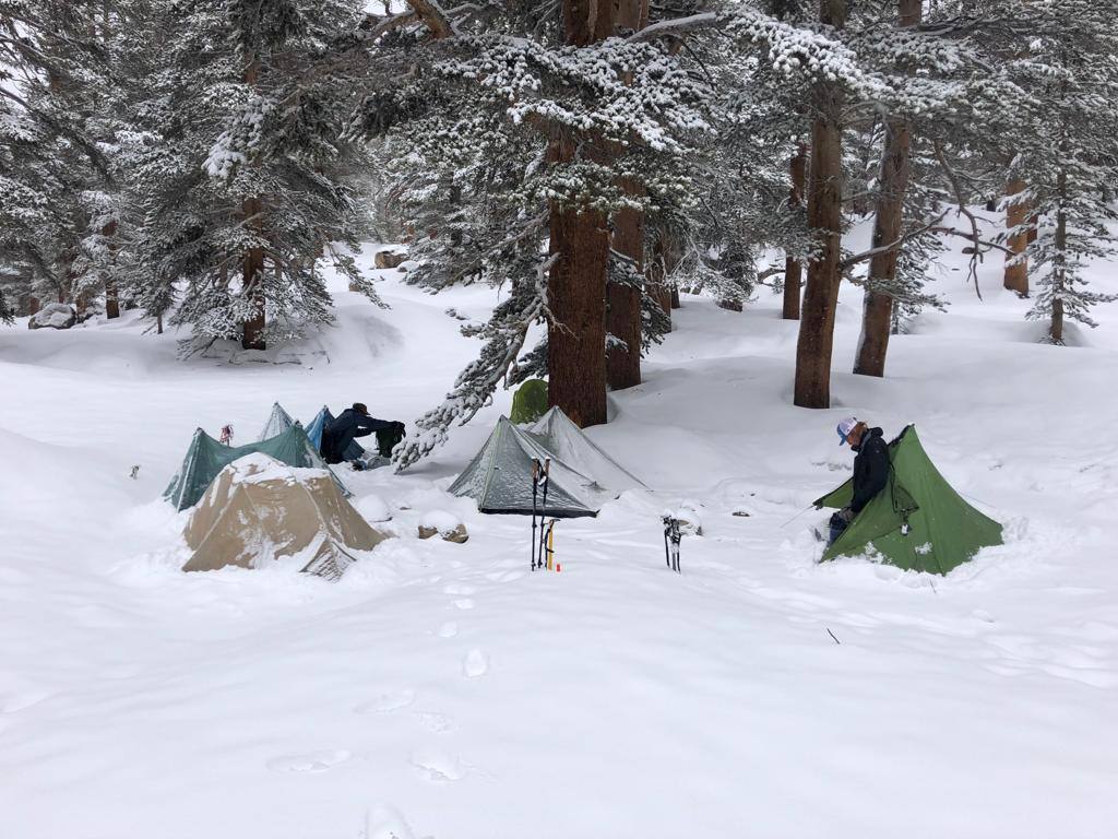 De Zpacks Duplex bedekt onder een laag sneeuw