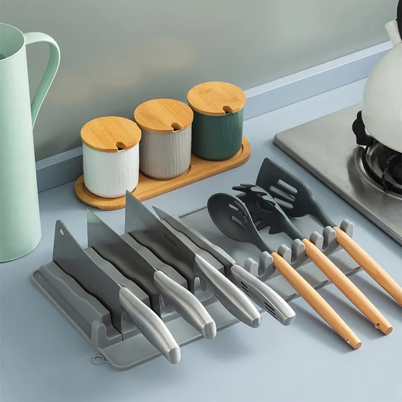 silicone kitchen utensils