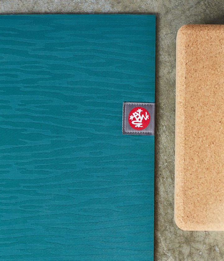 Điểm tên 10 thảm tập yoga cao cấp khiến các Yogis yêu thích nhất hiện nay
