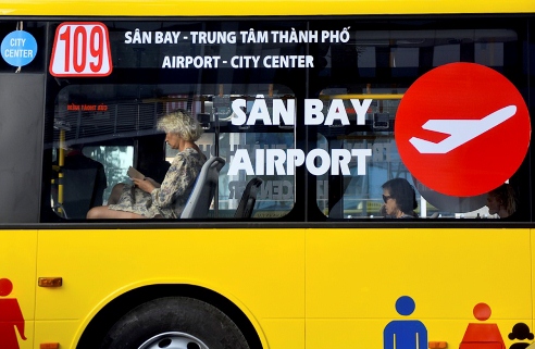 Saigon Launches New Bus Connecting D1 and Tan Son Nhat