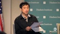 零八宪章》首批联署人之一徐友渔在研讨会上。(记者章丽)