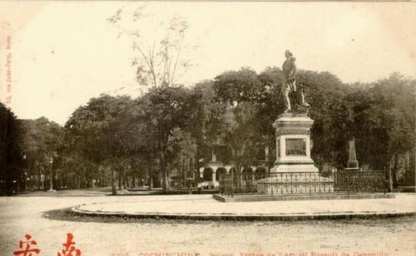 http://maivantran.files.wordpress.com/2011/09/saigon_statue_amiral_rigault1.jpg?w=590&h=363