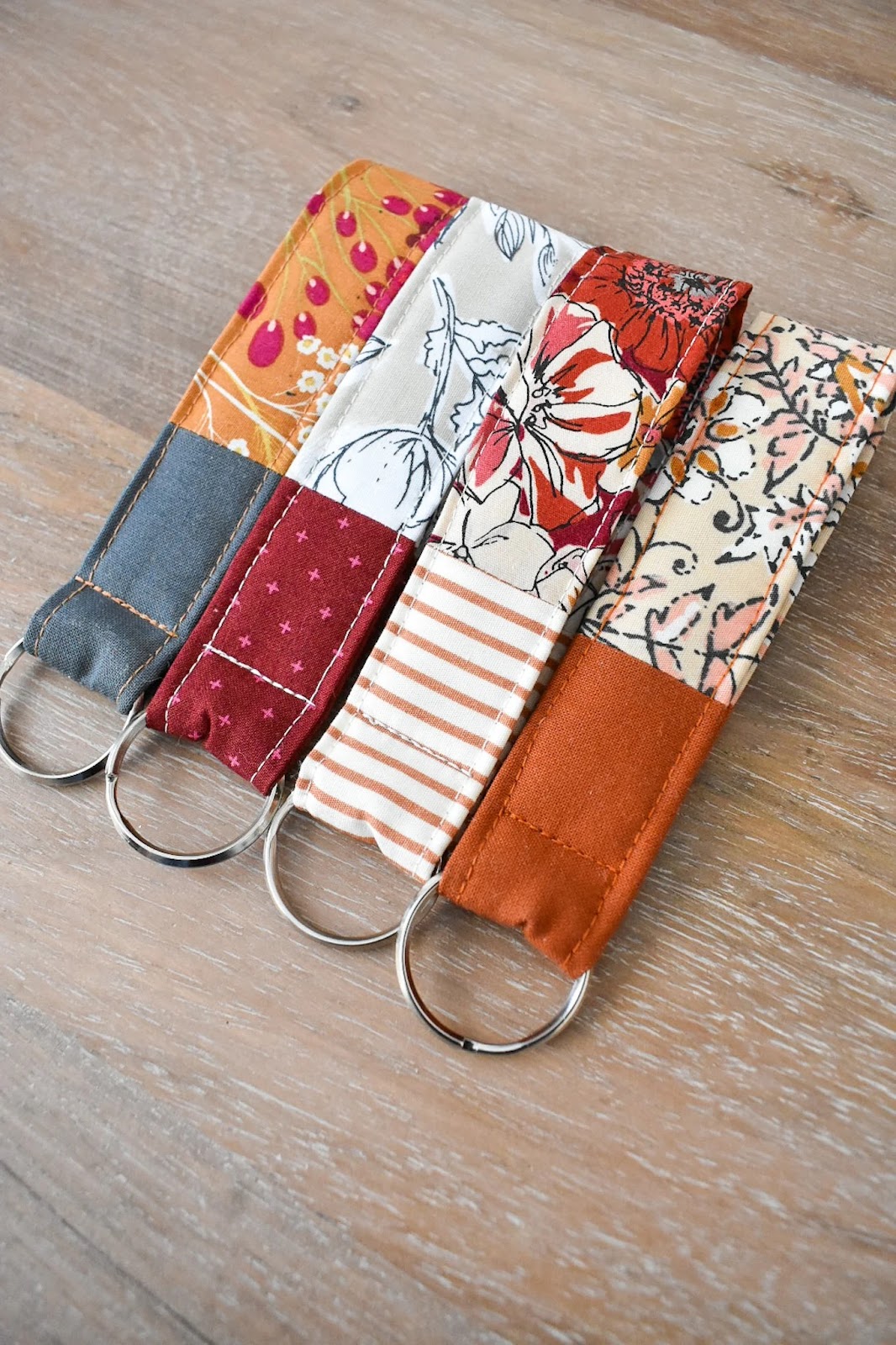 scrappy key fob Easy sewing projects for gifts