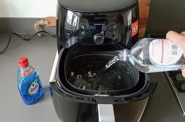 Can You Put Water In An Air Fryer
