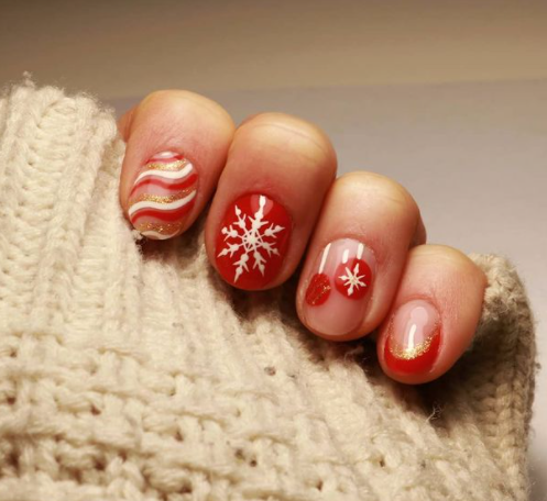 Winter Day Short Cute Nail Designs