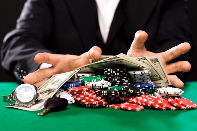 Tricks Casinos Use to Make You Spend More Money
