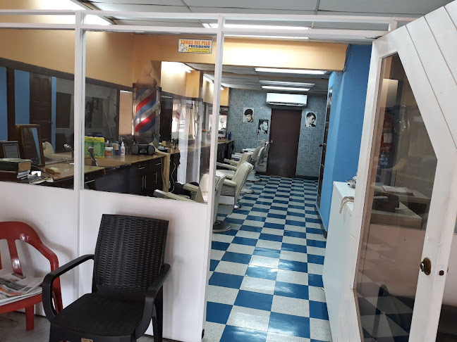 Aguilar Barber Shop