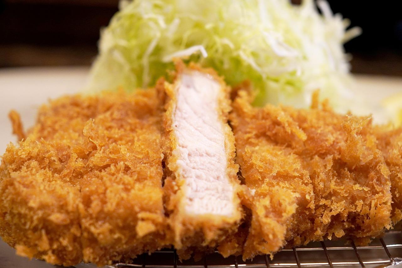 ทงคัตสึ หนึ่งในเมนูอาหารญี่ปุ่นที่ทุกคนชื่นชอบ6