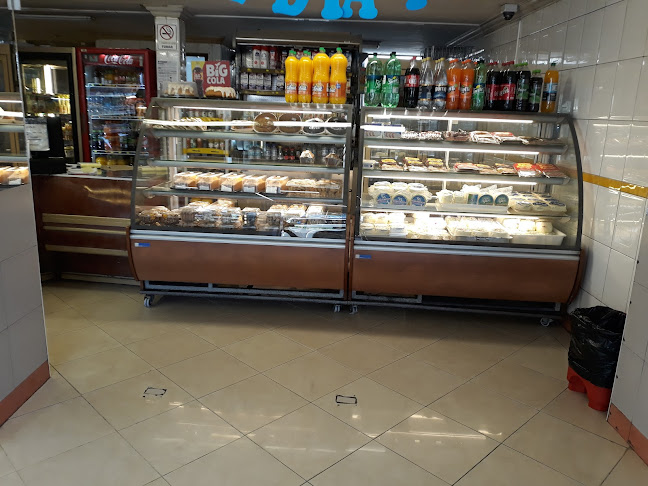 Opiniones de Panadería San Carlos en Quito - Panadería