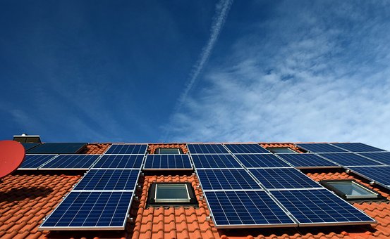 Apakah Panel Surya Meningkatkan Nilai Rumah?